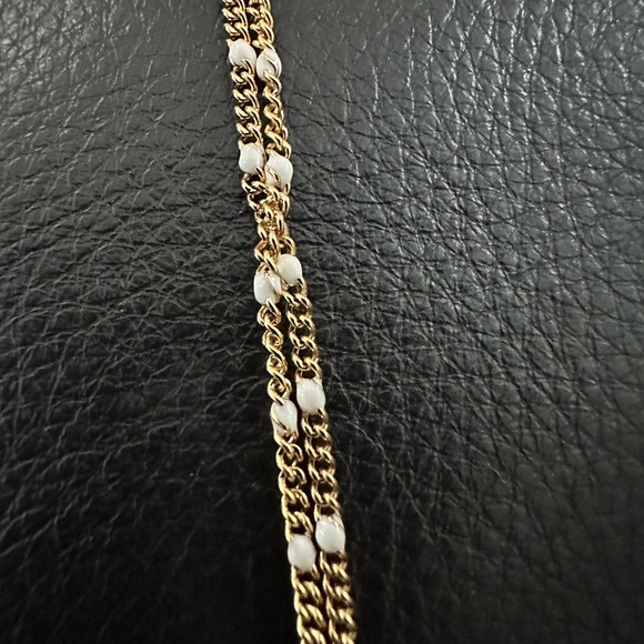 Gold Hamsa Pendant Necklace - Picture 4 of 5